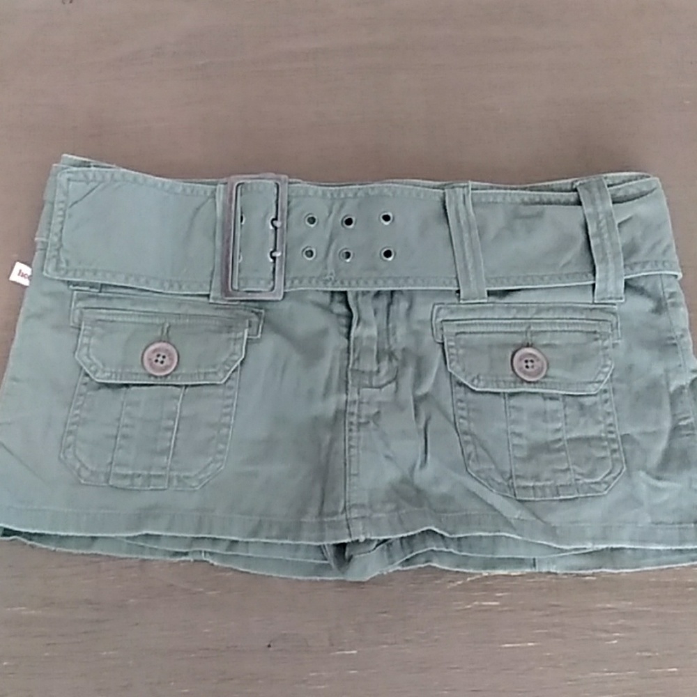 Hollister Skort